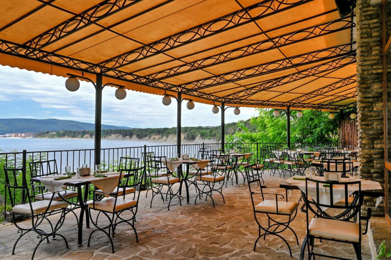 Complex Chayka Guest House Byala  Bagian luar foto