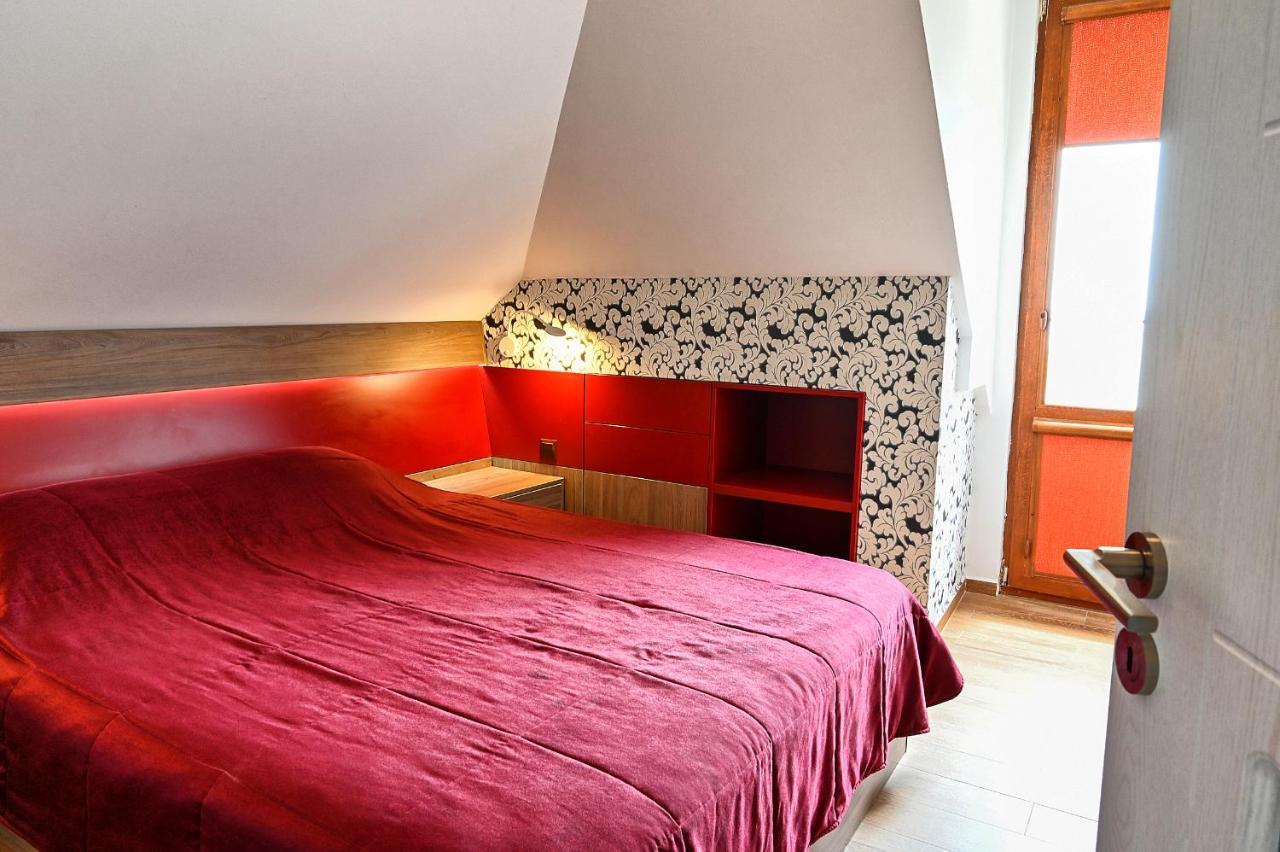 Complex Chayka Guest House Byala  Bagian luar foto