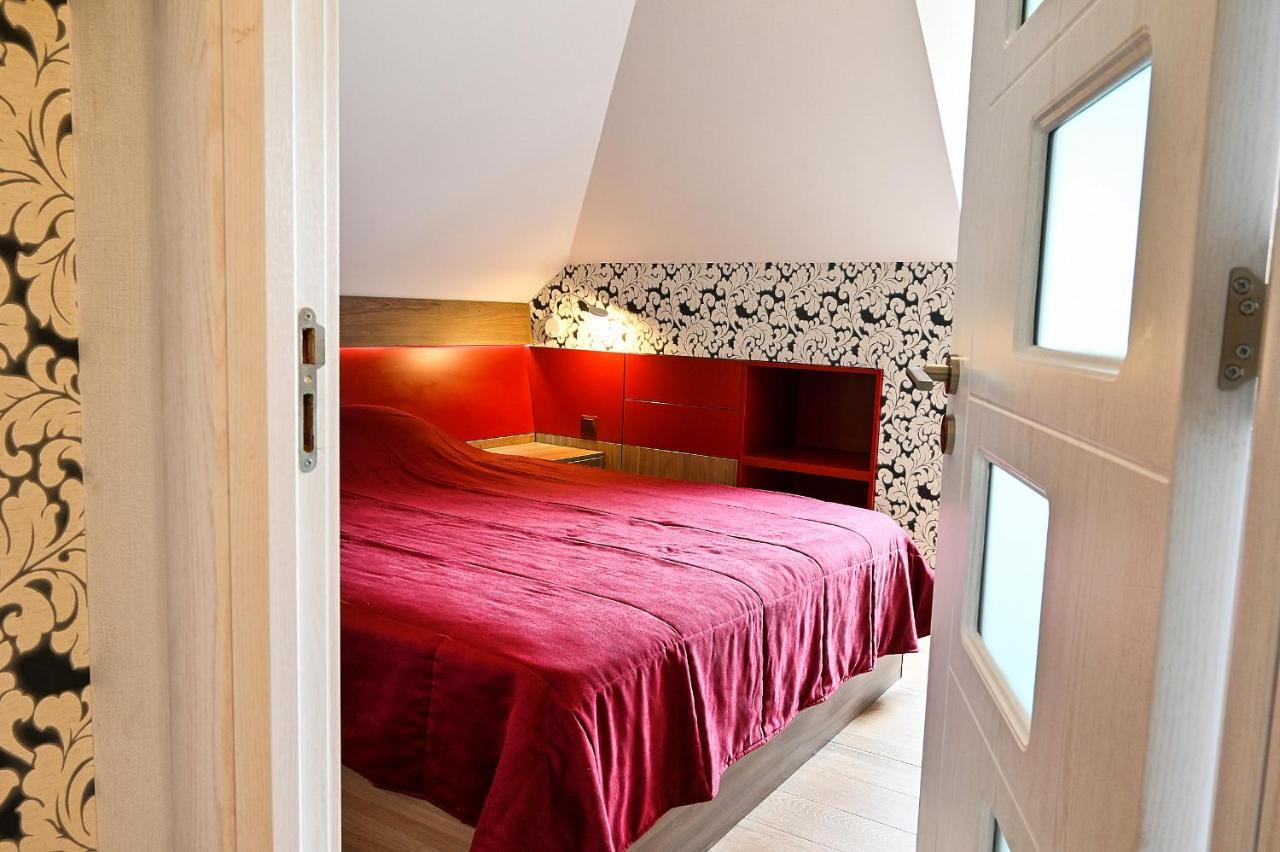 Complex Chayka Guest House Byala  Bagian luar foto