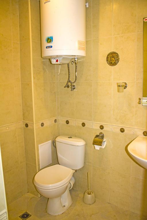 Complex Chayka Guest House Byala  Bagian luar foto